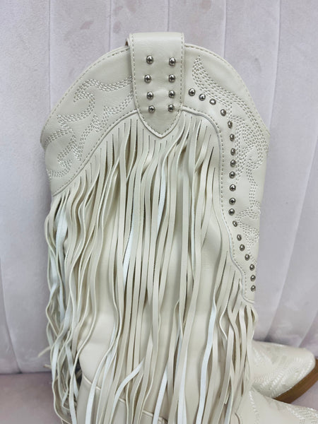 Long Fringe Western Boots - Off White