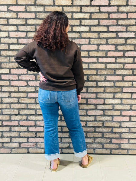 SASKATCHEWAN 70s Retro Graphic Crewneck - Chocolate