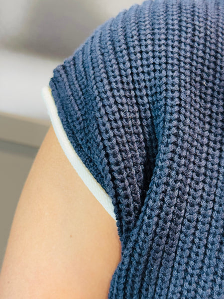 Contrast Trim Knit Top - Navy
