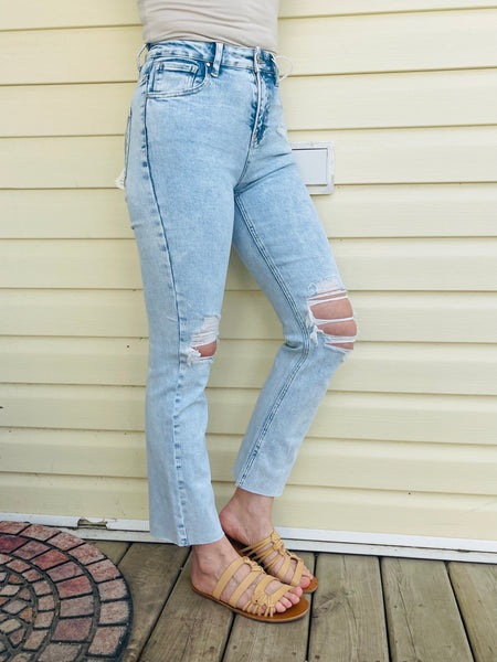 Distressed Ankle Jeans - Light Wash