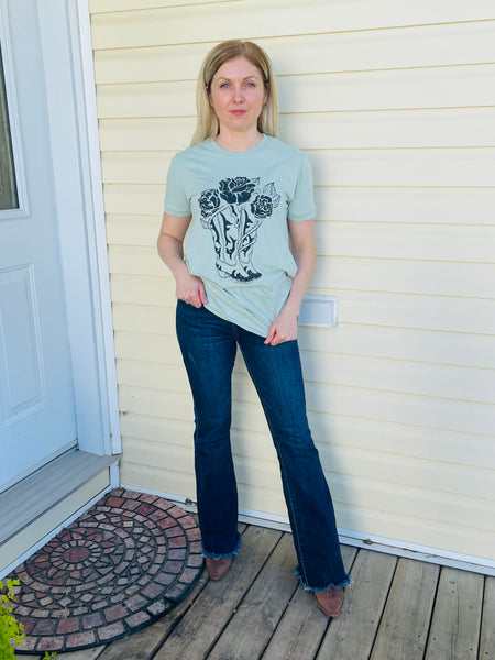 BOOTS & ROSES Graphic Tee - Dusty Mint