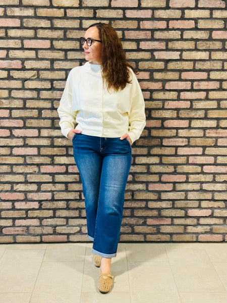 Slouchy Cropped Boyfriend Jeans - Dark Wash