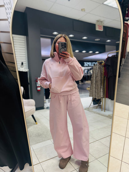 Thumbholes Half Zip Sweatshirt - Baby Pink