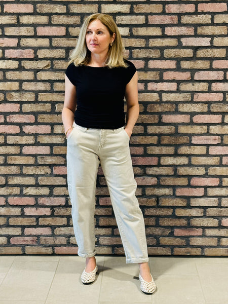 Relaxed Barrel Cuffed Jeans - Almond