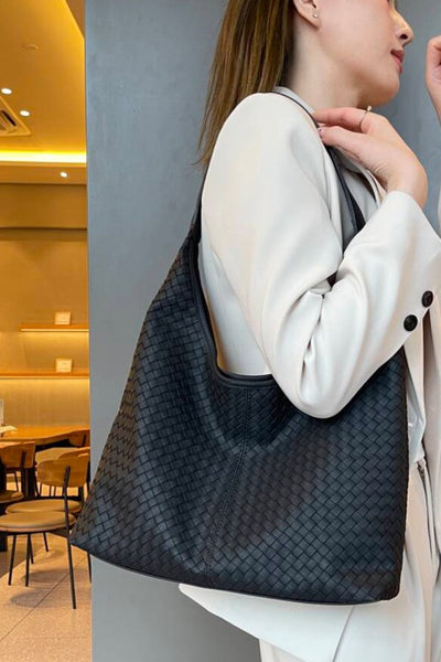 Hobo Shoulder Bag - Black