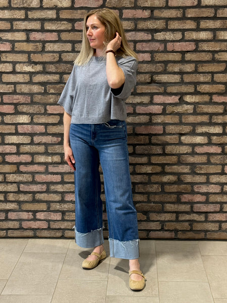 Cropped Boxy Sweater - Grey