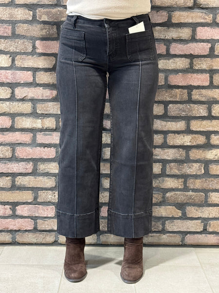 Patch Pockets Pintuck Jeans - Black Wash