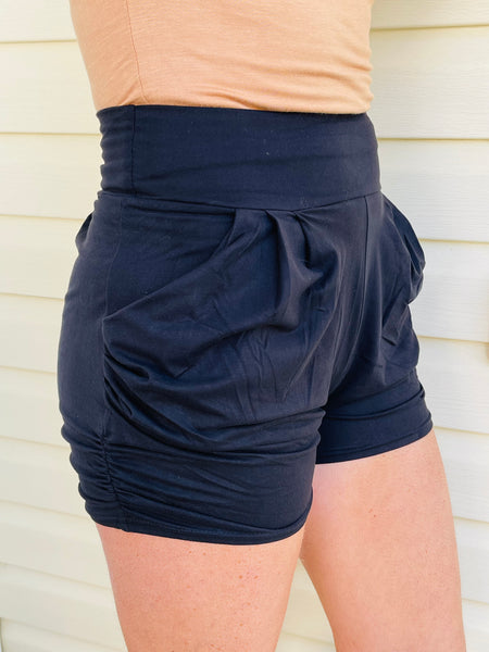 High Rise Fitted Shorts - Black