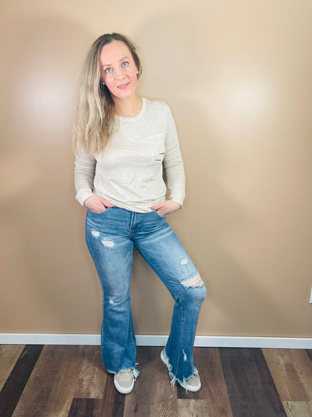 Mid Rise Flare Jeans - Medium – V.S. Style Boutique