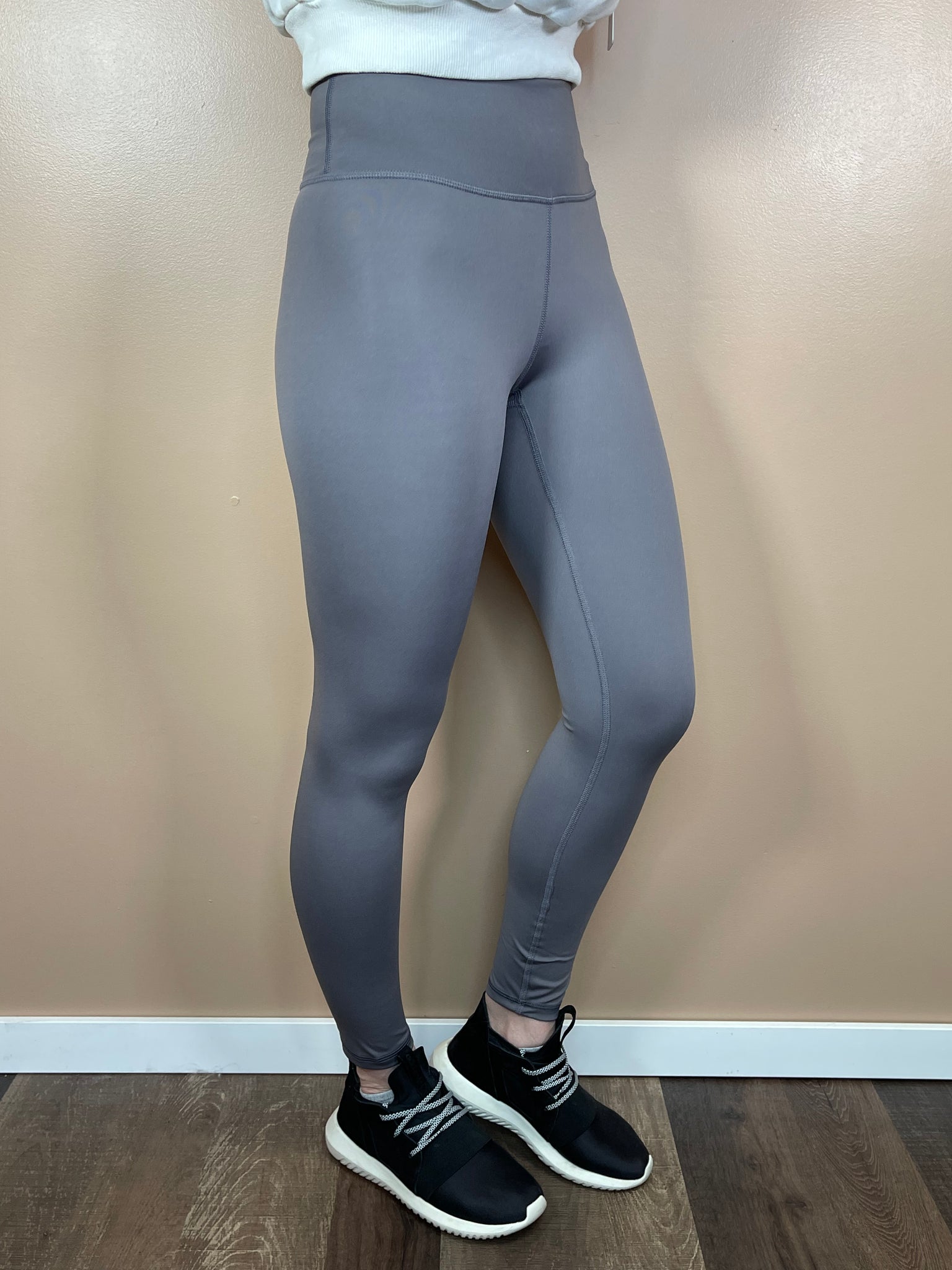 Essential High Waisted Leggings - Grey – V.S. Style Boutique