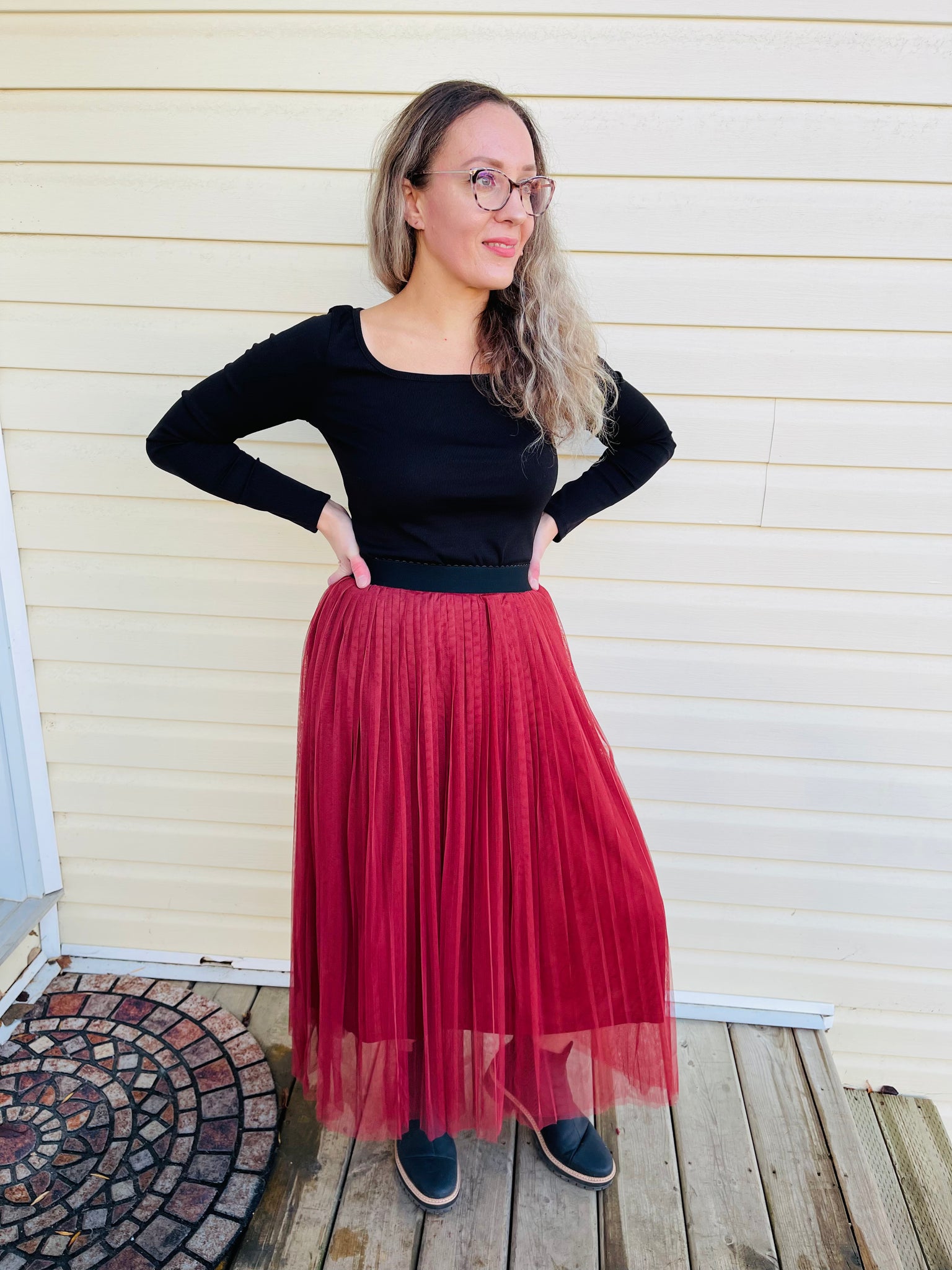 Mesh Pleated Skirt - DK Rust